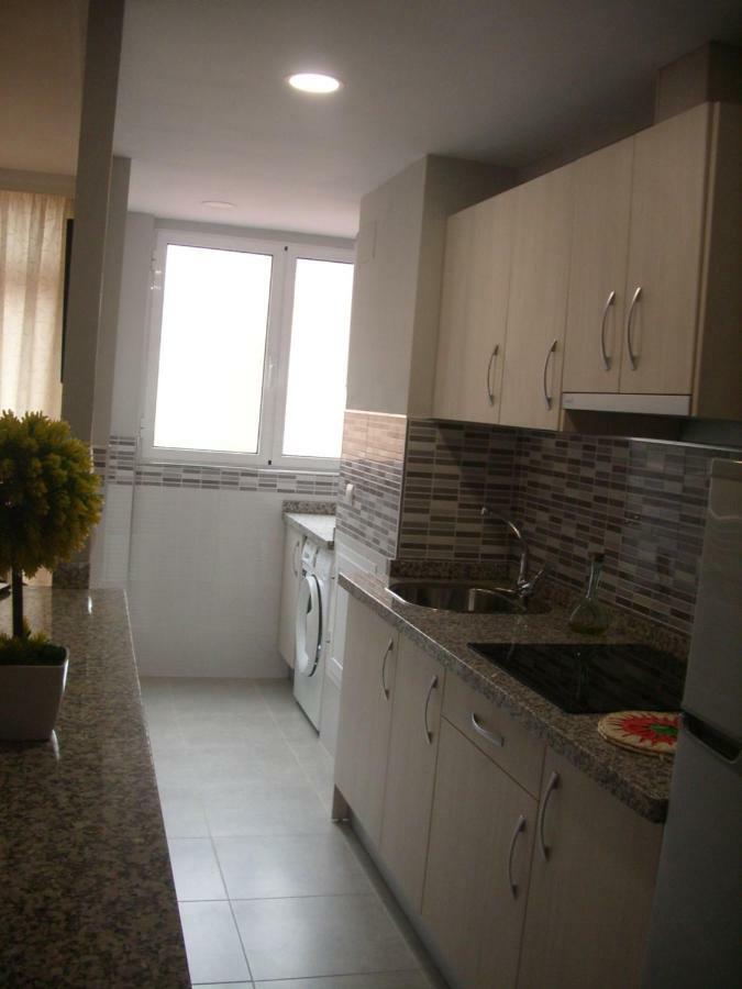 Paseo Maritimo De Poniente Lejlighed Málaga Eksteriør billede