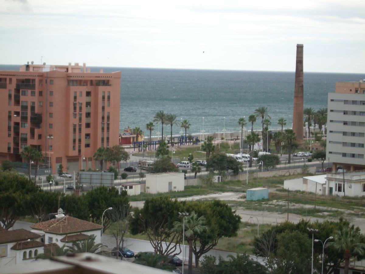 Paseo Maritimo De Poniente Lejlighed Málaga Eksteriør billede