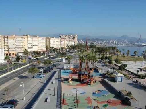 Paseo Maritimo De Poniente Lejlighed Málaga Eksteriør billede